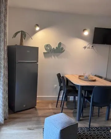 Apartament A Cala Rossa Lecci